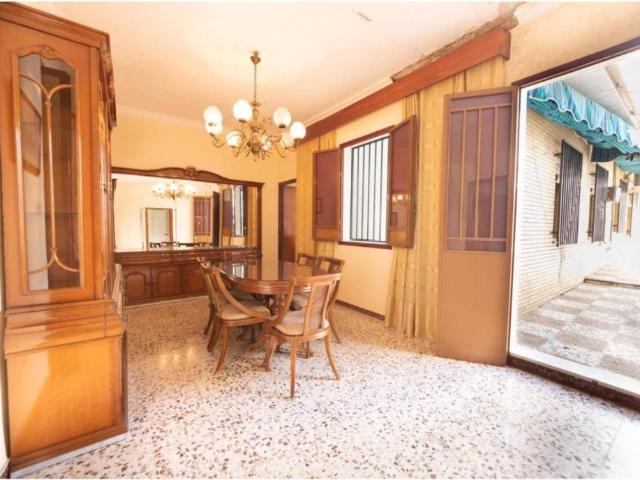 Casa en venta en Santiponce, Andalucía