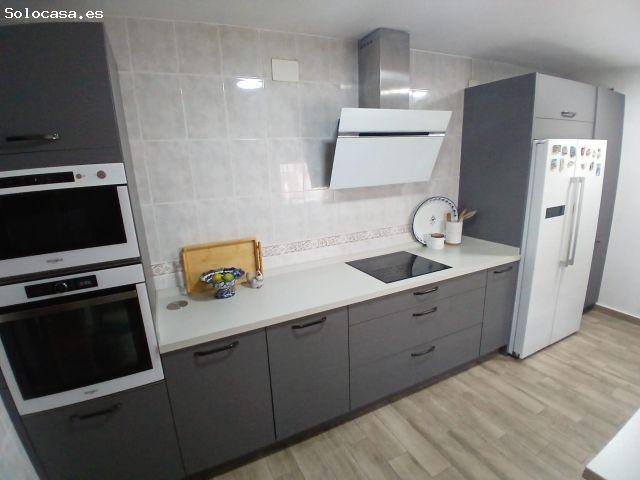 Casa en venta en Santiponce, Andalucía