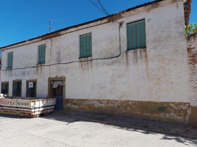 Casa en venta en Santiuste De San Juan Bautista, Castilla y León