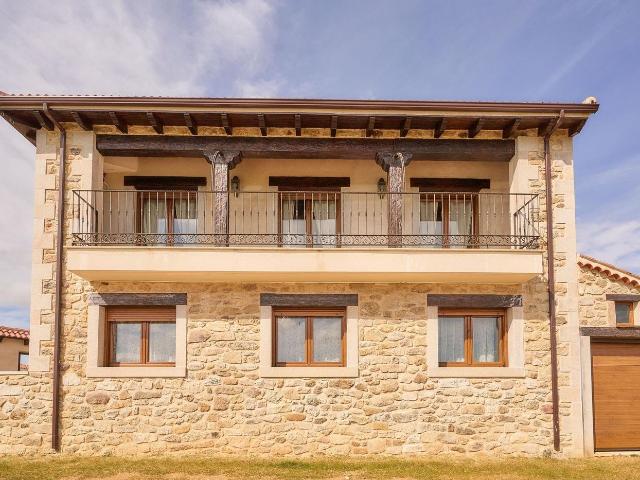 Casa en venta en Santiz, Castilla y León