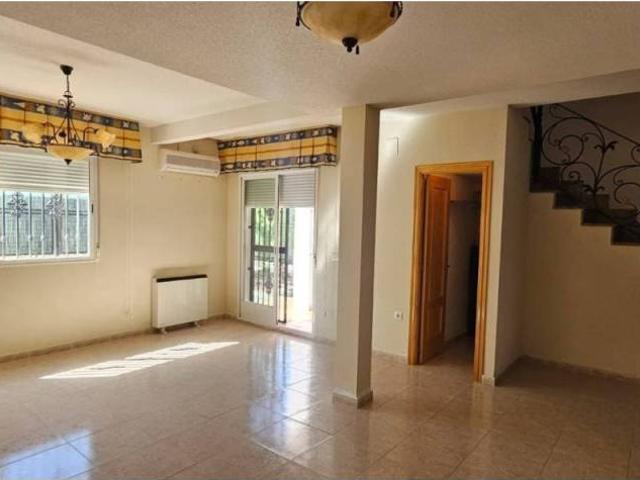 Casa en venta en Santo Domingo-caudilla