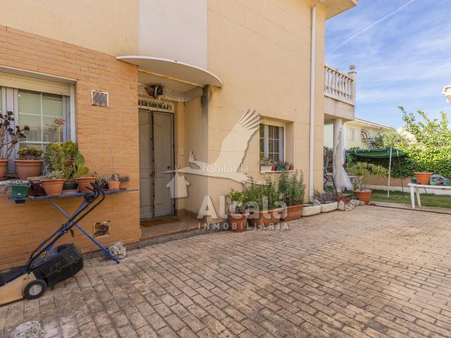 Casa en venta en Los Santos De La Humosa, Madrid
