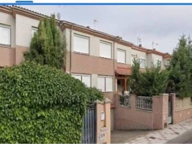 Casa en venta en Santovenia De Pisuerga, Castilla y León