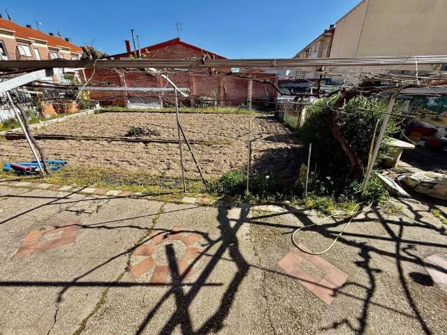 Casa en venta en Santovenia De Pisuerga