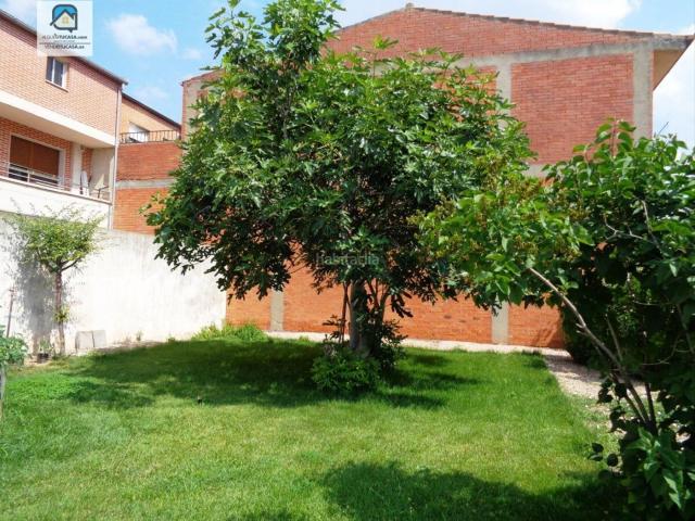 Casa en venta en Santovenia De Pisuerga