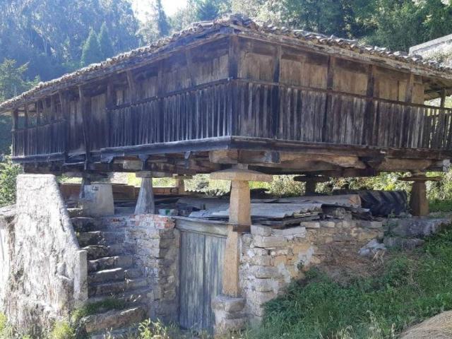 Casa en venta en Sariego