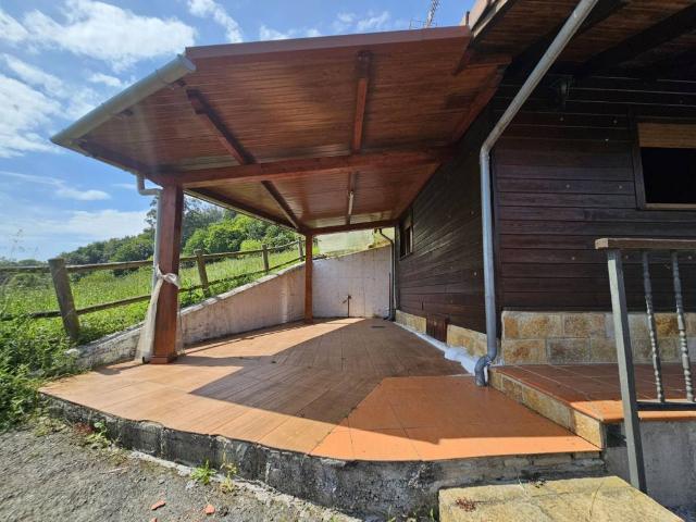 Casa en venta en Sariego, La Cuesta Casa en venta en Sariego, La Cuesta