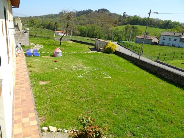 Casa en venta en Sariego, Asturias