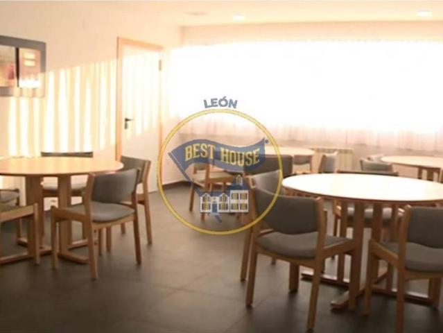 Casa en venta en Sariegos, Castilla y León