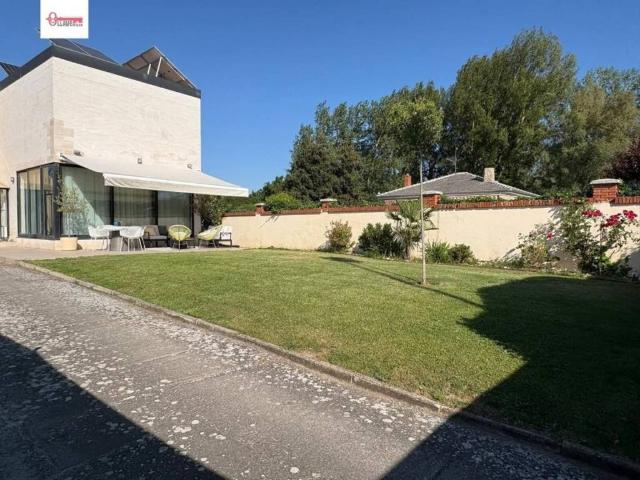 Casa en venta en Sarracín, Castilla y León