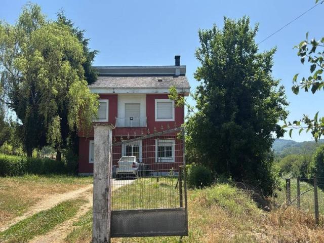 Casa en venta en Sarria, Galicia