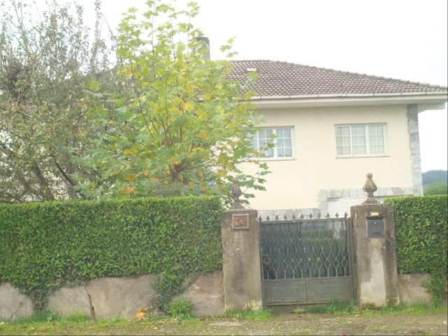 Casa en venta en Sarria, Lugo