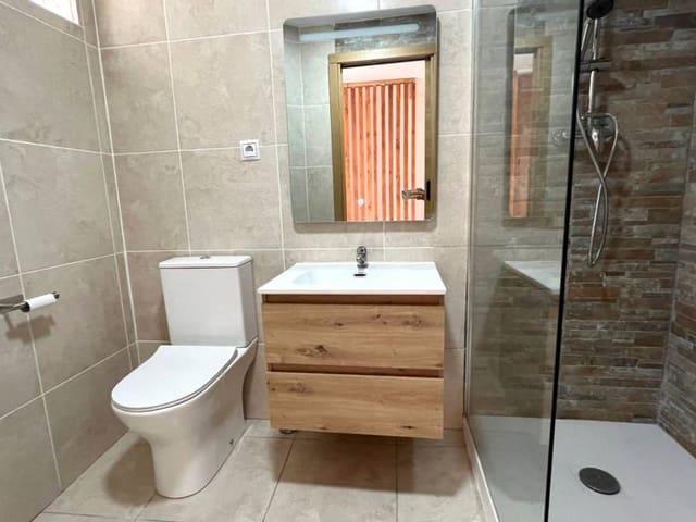Casa en venta en l'Alt Vinalopó / El Alto Vinalopó, Valencia