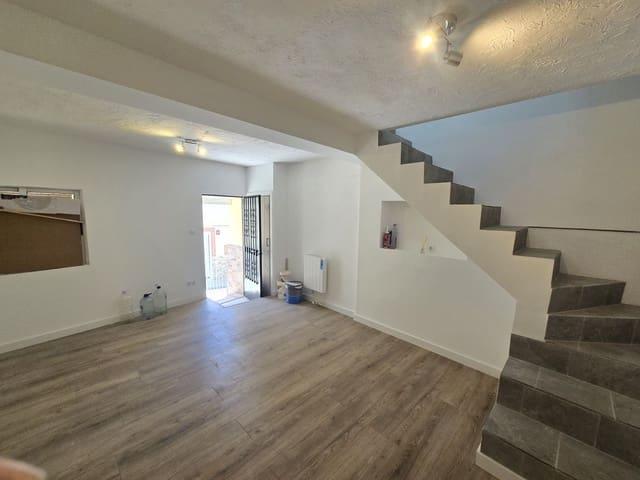 Casa en venta en l'Alt Vinalopó / El Alto Vinalopó, Valencia