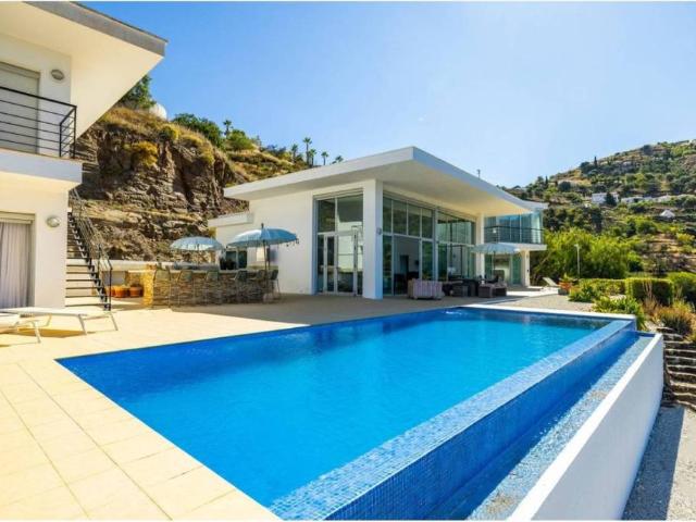 Casa en venta en La Axarquía, Andalucía