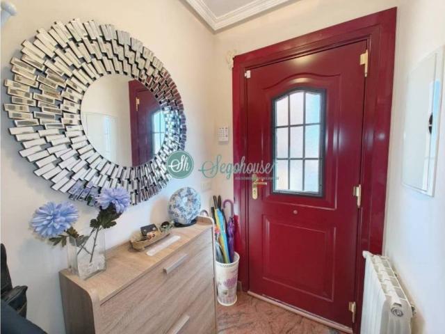 Casa en venta en Segovia, Castilla y León