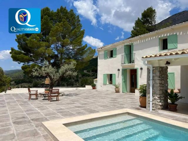 Casa en venta en la Marina Baixa, Valencia
