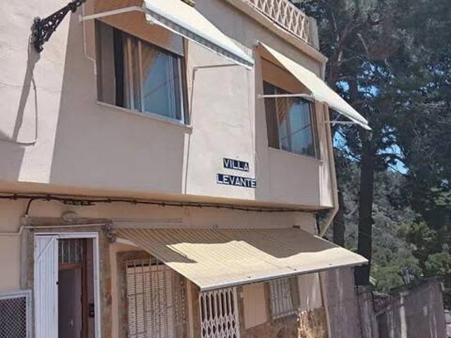 Casa en venta en el Camp de Túria, Valencia