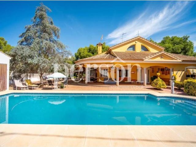 Casa en venta en el Camp de Túria, Valencia