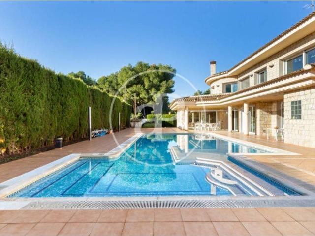 Casa en venta en el Camp de Túria, Valencia
