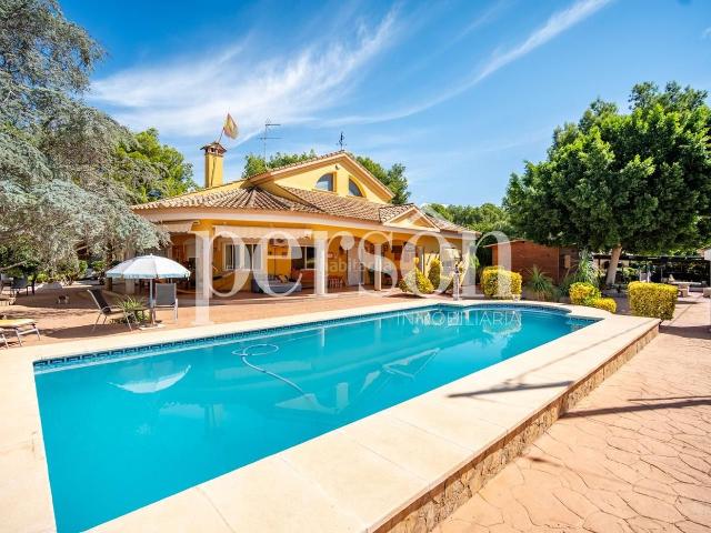 Casa en venta en el Camp de Túria, Valencia