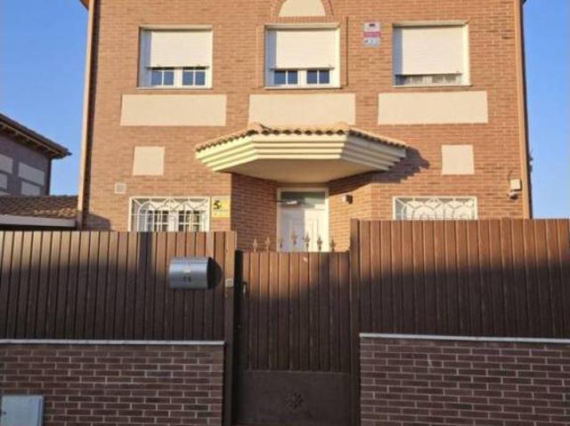 Casa en venta en Seseña