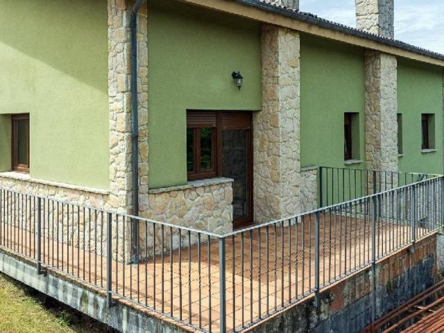 Casa en venta en Siero, Pumarabule