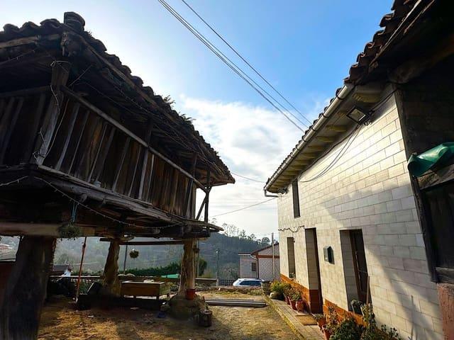 Casa en venta en La Piñera, Siero