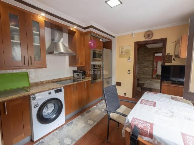 Casa en venta en Santolaya, Siero