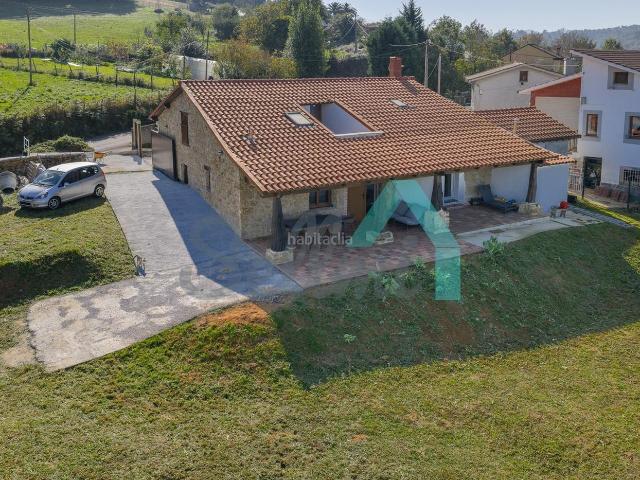 Casa en venta en Santolaya, Siero