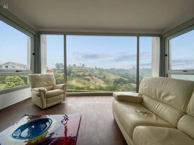 Casa en venta en Santolaya, Siero