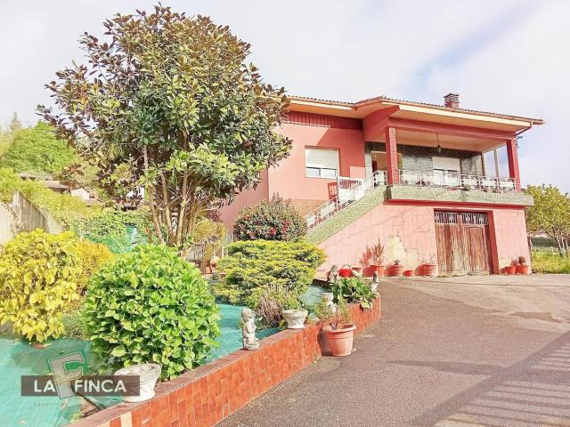 Casa en venta en Santolaya, Siero