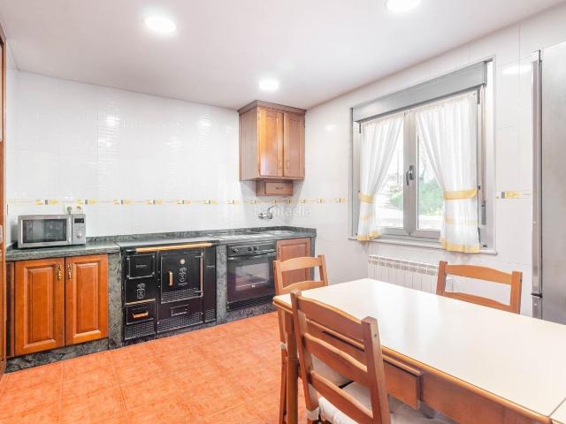 Casa en venta en Santolaya, Siero