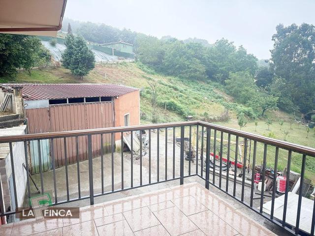 Casa en venta en Santolaya, Siero