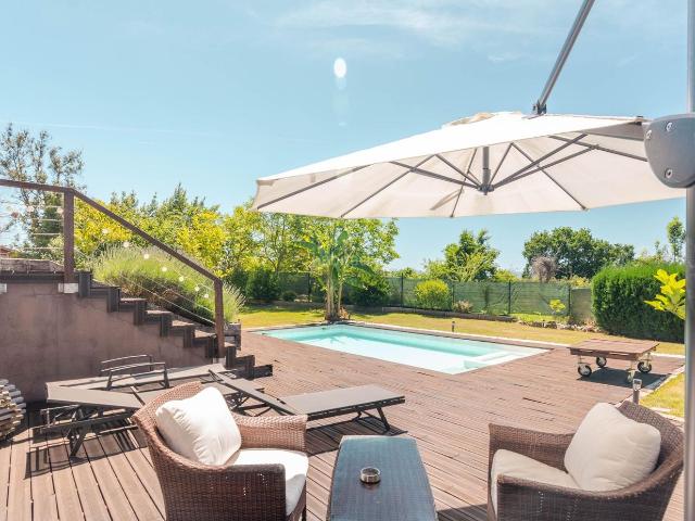 Casa en venta en Santolaya, Siero
