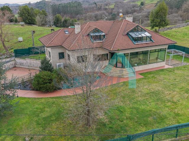 Casa en venta en Santolaya, Siero