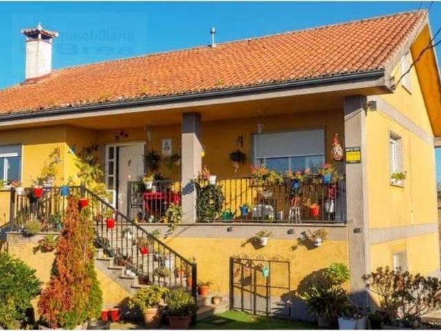 Casa en venta en Manduas, Silleda