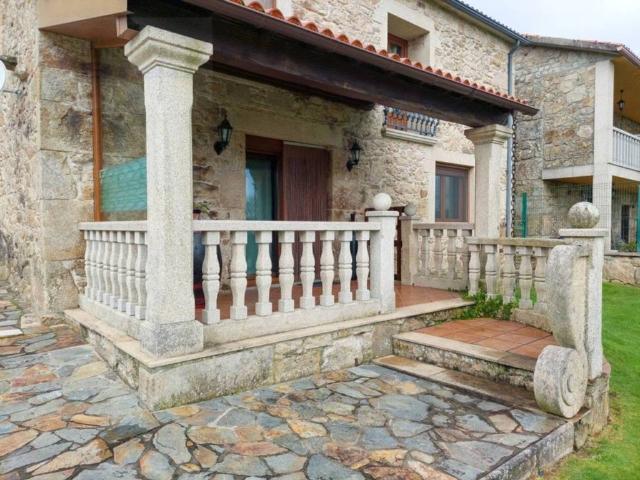 Casa en venta en Taboada, Silleda