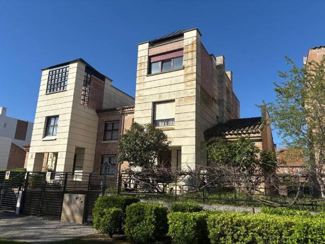 Casa en venta en Simancas