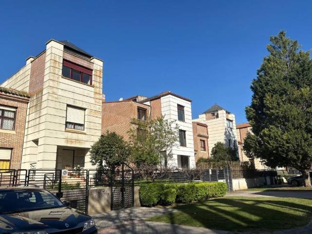 Casa en venta en Simancas