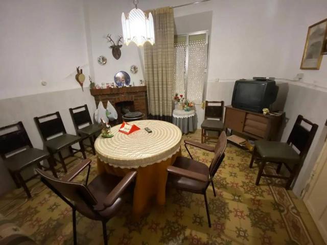 Casa en venta en Sisante, Castilla-La Mancha