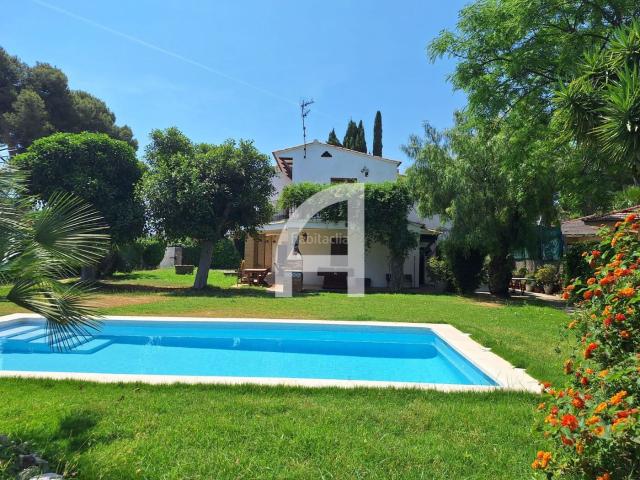 Casa en venta en Terramar, Garraf
