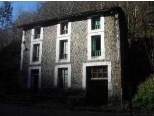 Casa en venta en Miera, Cantabria