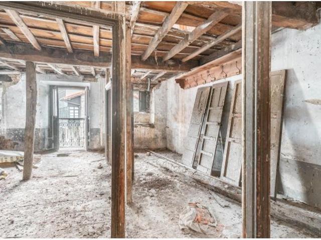 Casa en venta en Sobrescobio