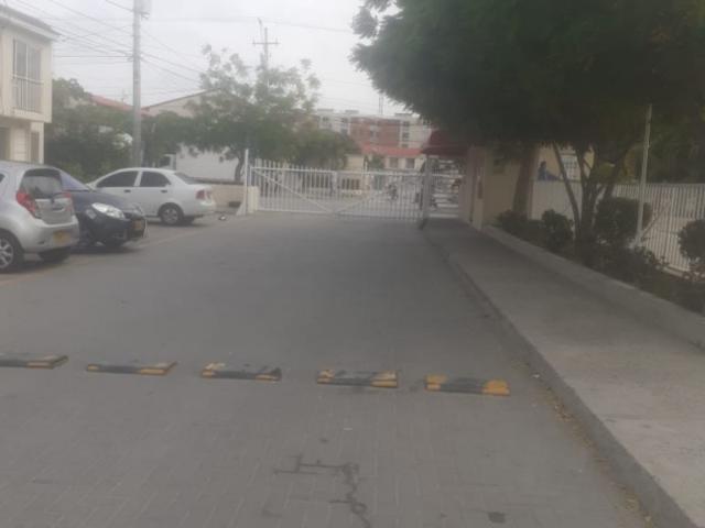 Casa En Venta En Soledad En Villa Soledad V54961