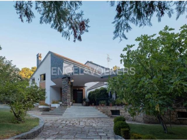 Casa en venta en Sotillo De La Adrada