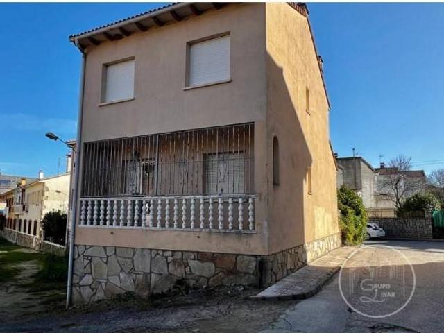 Casa en venta en Sotillo De La Adrada