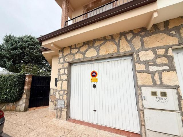 Casa en venta en Sotillo De La Adrada, Ávila