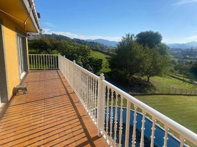 Casa en venta en Soto Del Barco, Asturias
