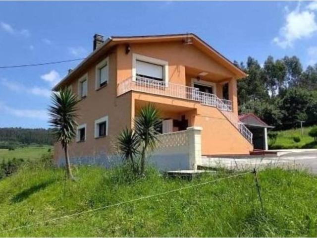 Casa en venta en Soto Del Barco, Asturias